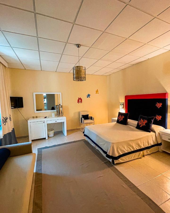 Hotel Lido Beach Phg Oristano Exterior photo