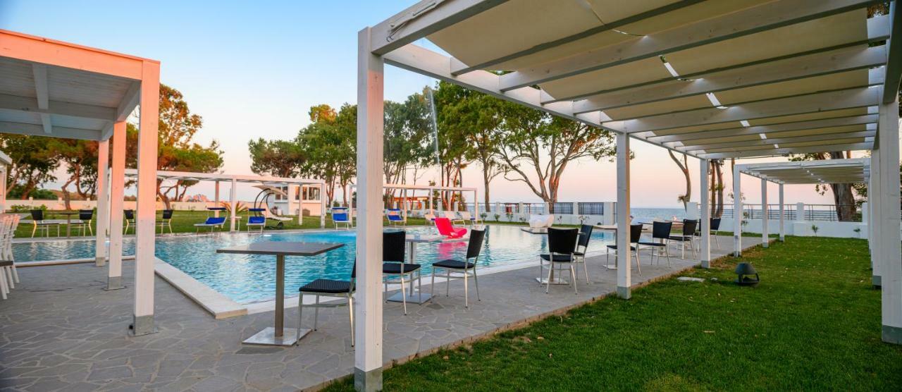 Hotel Lido Beach Phg Oristano Exterior photo